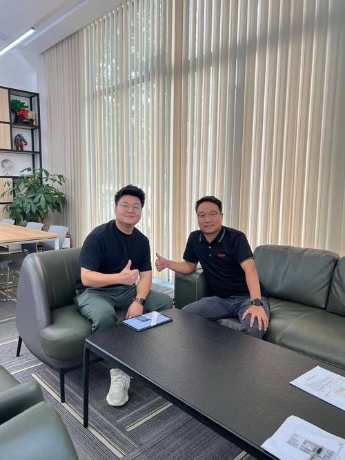 解锁专业策划，近距离沟通从添加微信开始